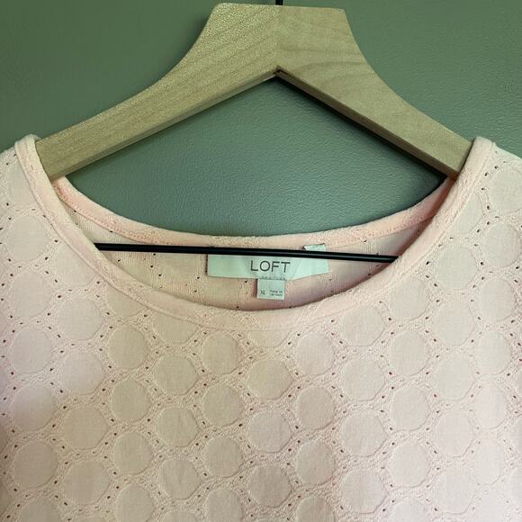 LOFT Eyelet Puff Sleeve Tee Pink Size XL Popover Crewneck Lightweight Feminine - Picture 7 of 14